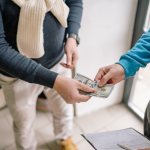 Bolsa Família e BPC: quem recebe um benefício pode pedir o outro sem perder o pagamento?