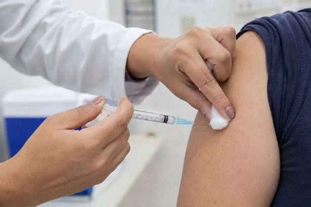 Vacinação contra gripe em São José do Norte é suspensa e expõe fragilidade no abastecimento de imunizantes no Brasil