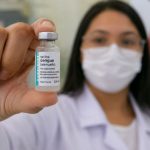 Vacina contra a dengue é suspensa temporariamente: o que quem já tomou precisa saber e como proteger a saúde agora